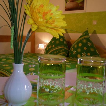 Gaestehaus Winkler Apartment Rust Bagian luar foto