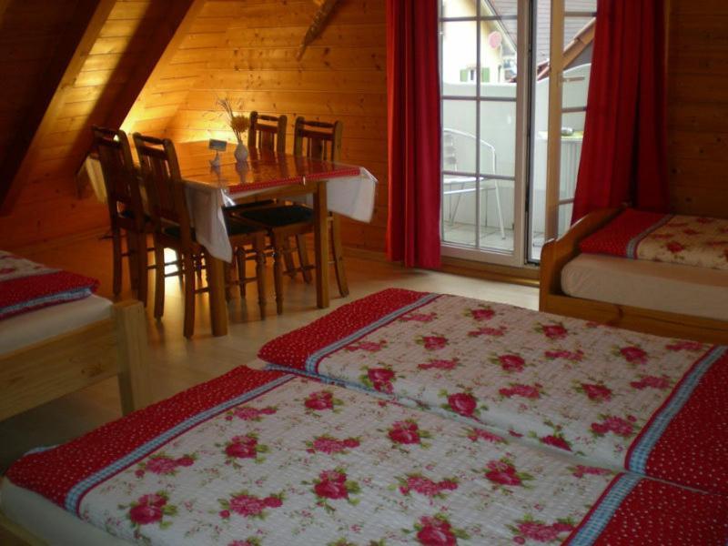 Gaestehaus Winkler Apartment Rust Bagian luar foto